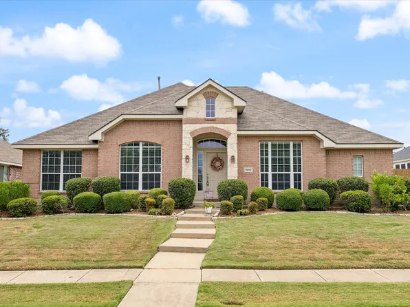 8010 Wilmington Dr, Rowlett, TX 75089