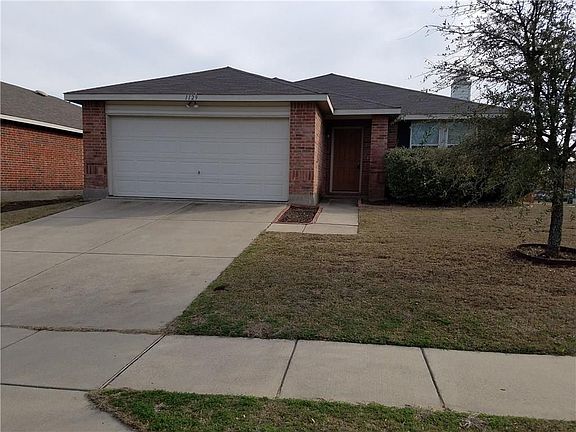 2nd image of 1129 Annie Oakley Dr