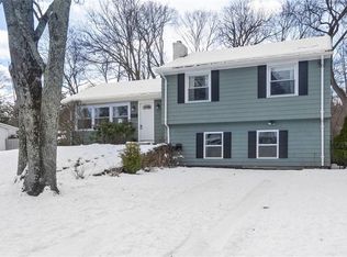 78 Shenandoah Rd, Warwick, RI 02886