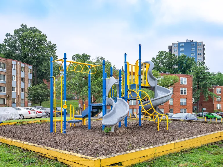 The Village at Chesapeake — Photo 12