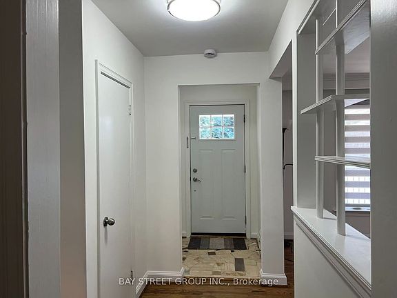 2nd image of 29 Harnish Cres
