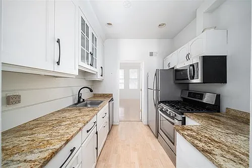 89 Booraem Ave #1L Photo 1