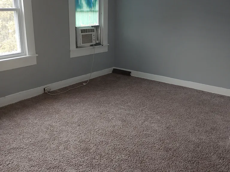 2328 Aiken St — Photo 5