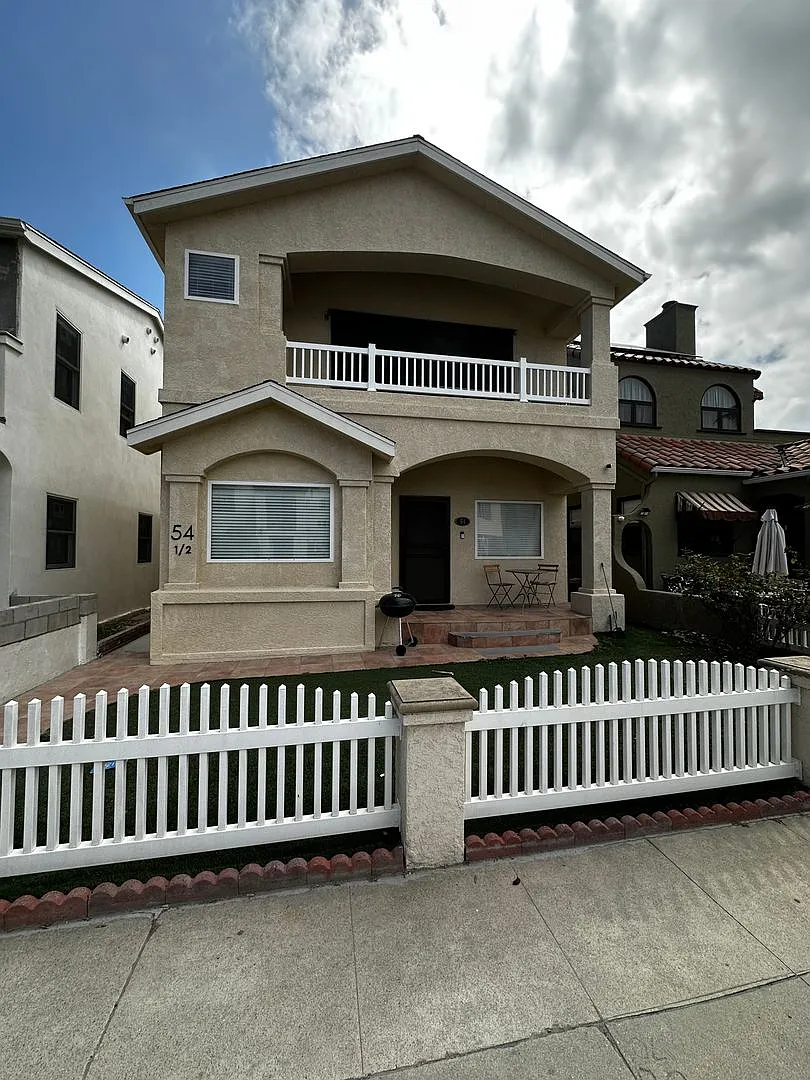 54 Pomona ( F ) — Photo 1