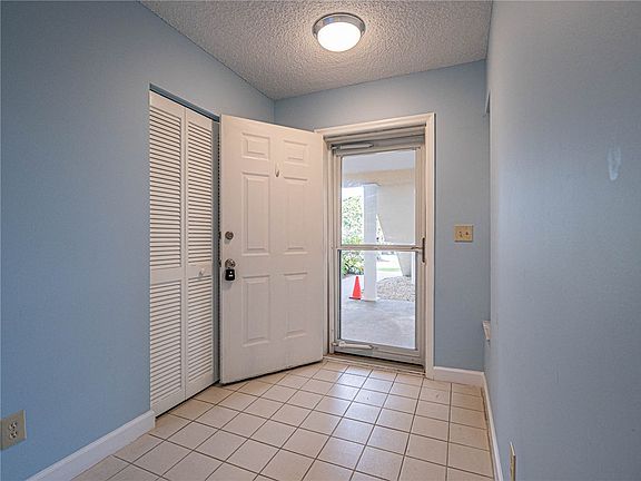 4th image of 309 N Grove Isle Cir Unit 309