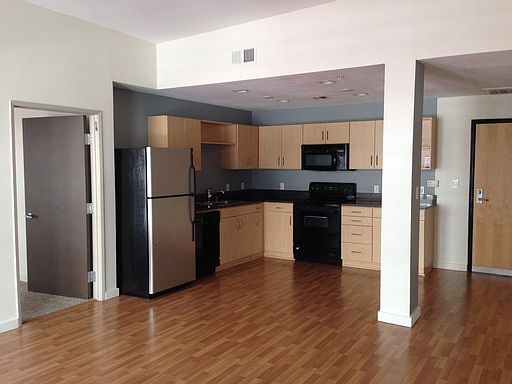 2nd image of 777 6th Ave Unit 425