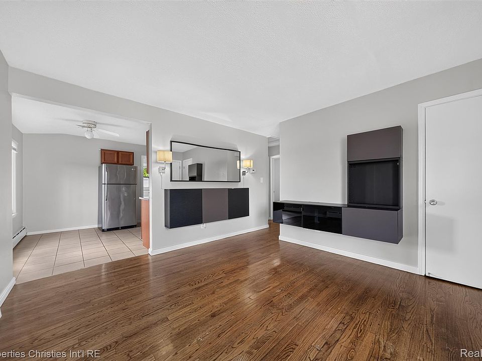 880 Jewell St, photo 5