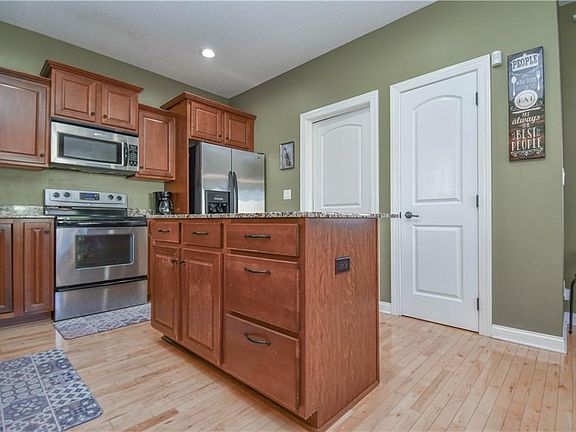 5th image of 6818 Jane Austen Ct