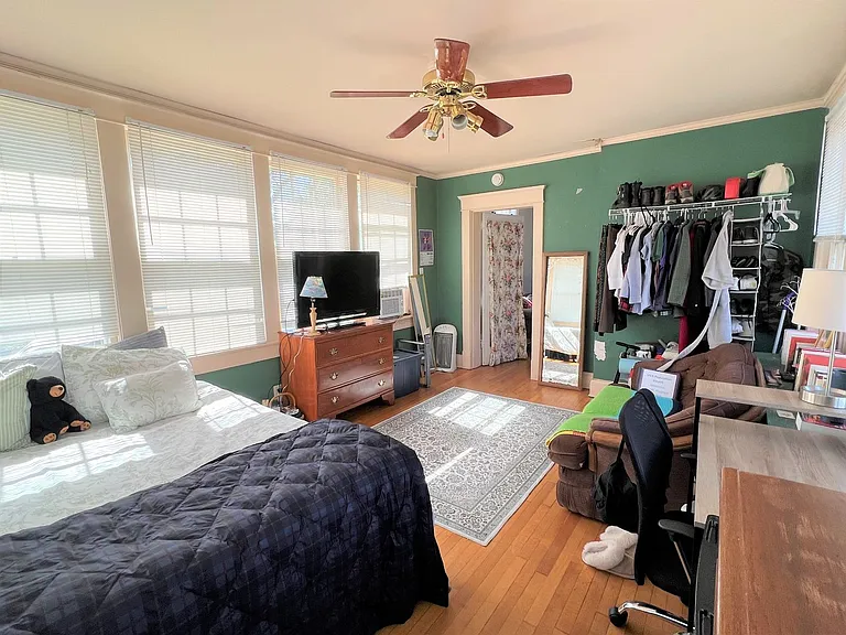 111 Washington Ave — Photo 16