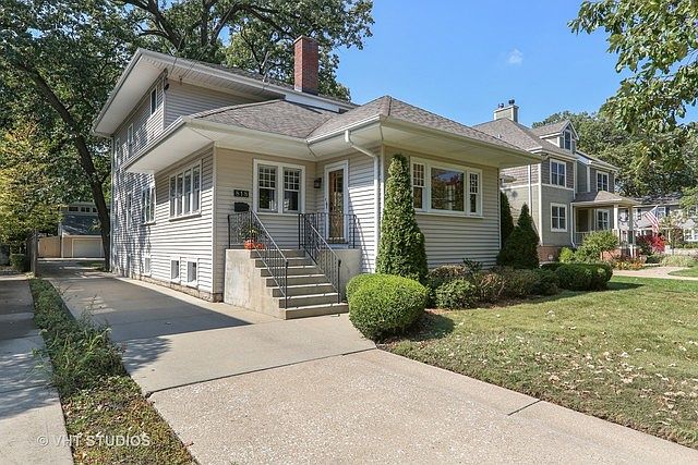 1st image of 818 Park Ave