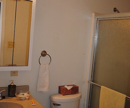 3rd image of 628 Orchard Dr