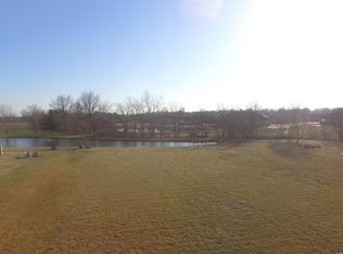 1210 Willow Crk, Breese, IL 62230