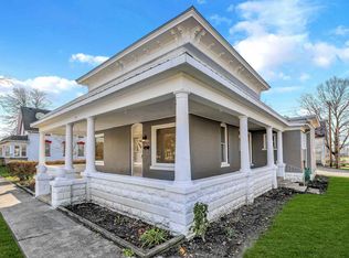 111 N Franklin St, Mentone, IN