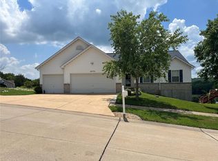 6436 Glenstone Dr, Imperial, MO 63052