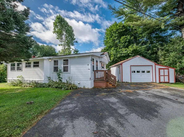 76 School Street, Augusta, ME 04330