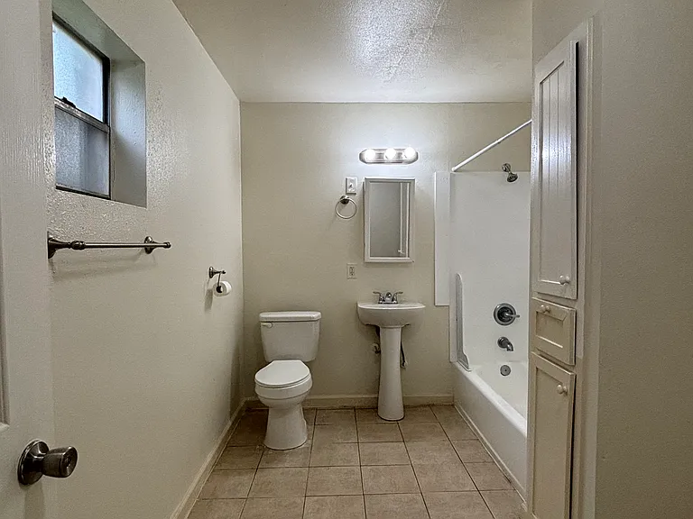 222 E Phillips Rd #3 — Photo 6