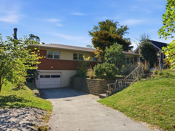 3rd image of 650 Hill N Dale Rd