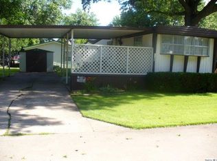 2209 Sunny Ln, Quincy, IL 62305