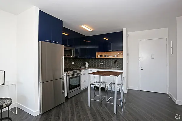 Rented by The Dermot Realty Management Company | media 60