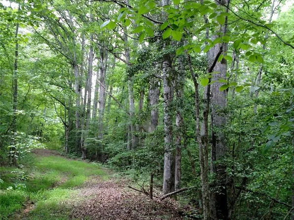 375 Timber Rd, Iron Station, NC 28080