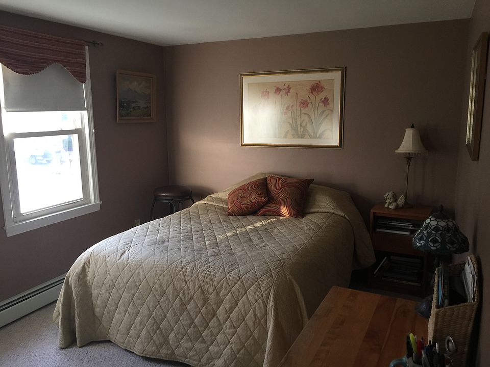 2nd image of 44 Phipps Rd