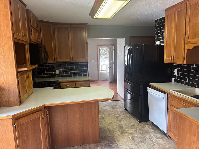 804 S Mable Ave — Photo 20