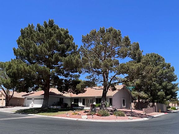 3rd image of 1740 Camara Dr