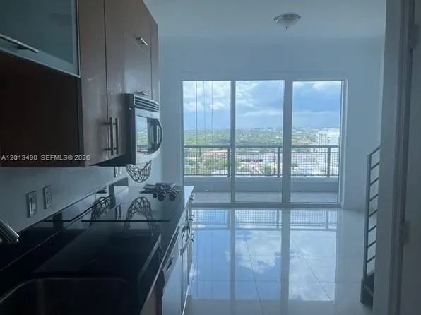 60 SW 13th St, Miami, FL