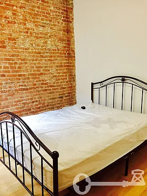 Rented by Brooklyn Key | media 21