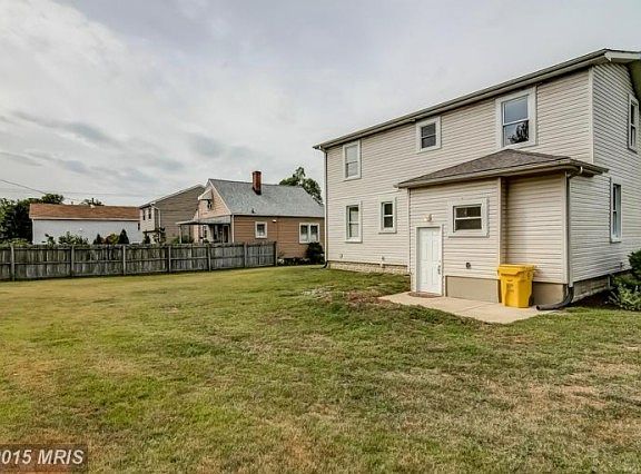 4th image of 107 Glenmont Ave