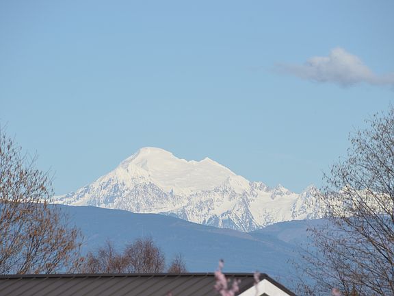 View of Mount Baker