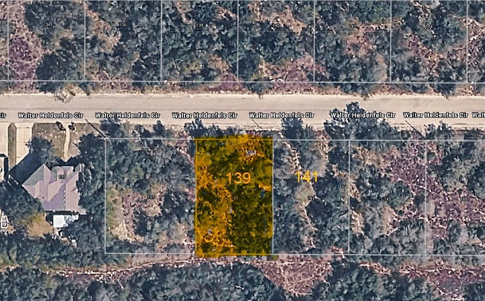 1st image of 139 Walter Heldenfels Cir