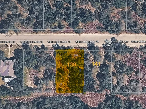 139 Walter Heldenfels Cir, Rockport, TX 78382