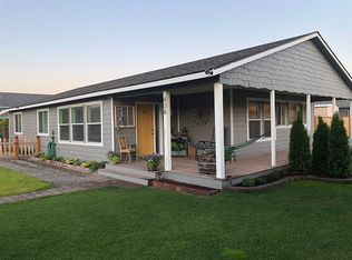 606 Bramble Ave, Omak, WA 98841