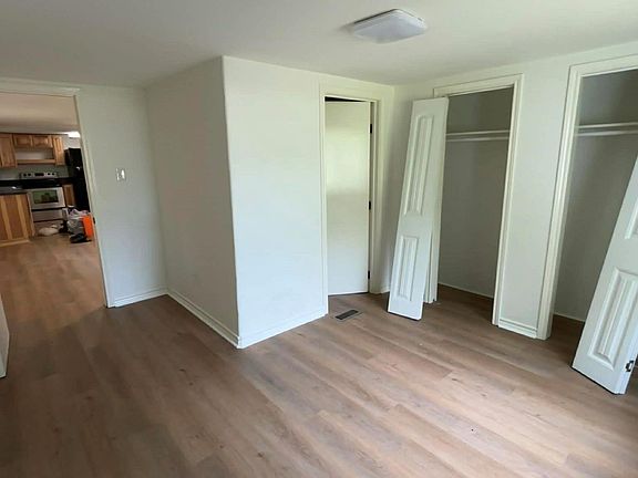 4th image of 20402 Birchmont Dr