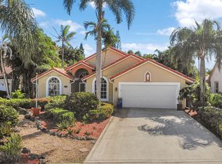 1256 Lake Breeze Dr, Wellington, FL 33414