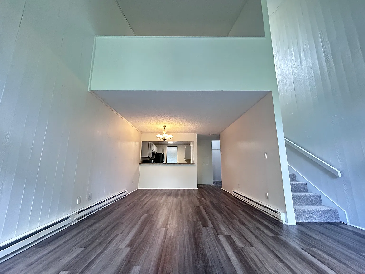 2 bed, 1.5 bath, 1048 sqft, $2,600 — Photo 4