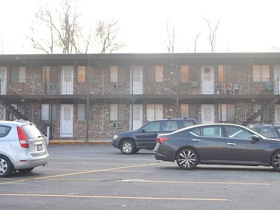 2nd image of 242 Waterman Ave Unit B-14
