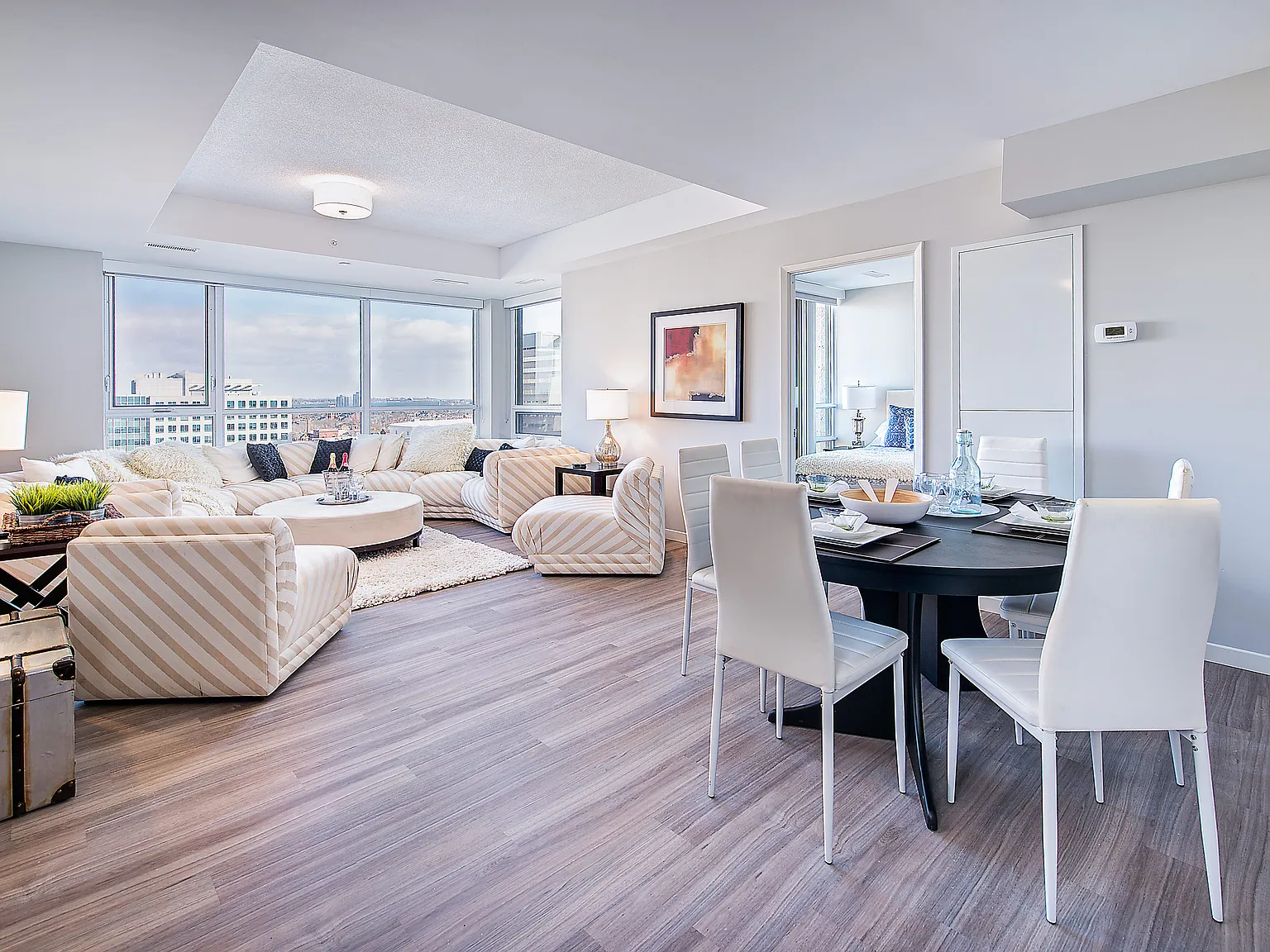 Regency on Main — Photo 2