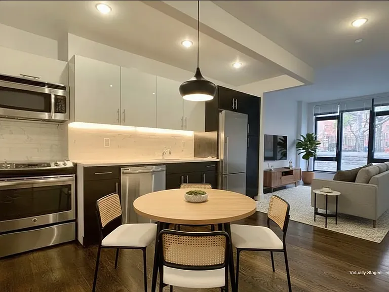 148 E 98th St #6B — Photo 1