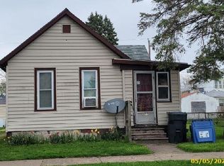 422 2nd Ave N, Clinton, IA 52732
