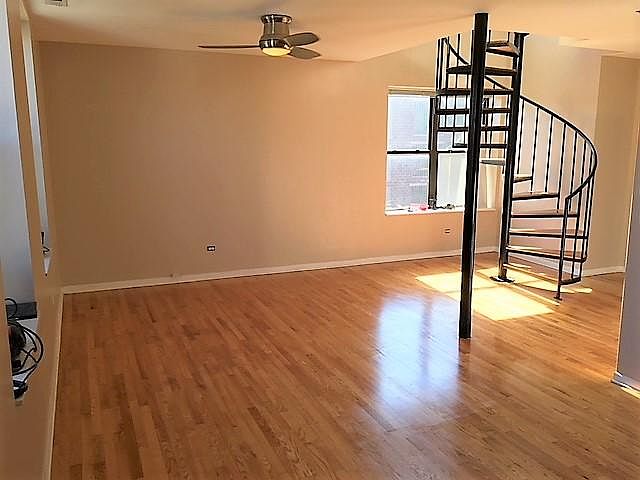 1st image of 320 W Evergreen Ave #3N