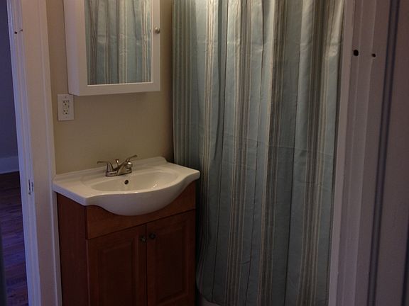 Quality Bathroom with Tile