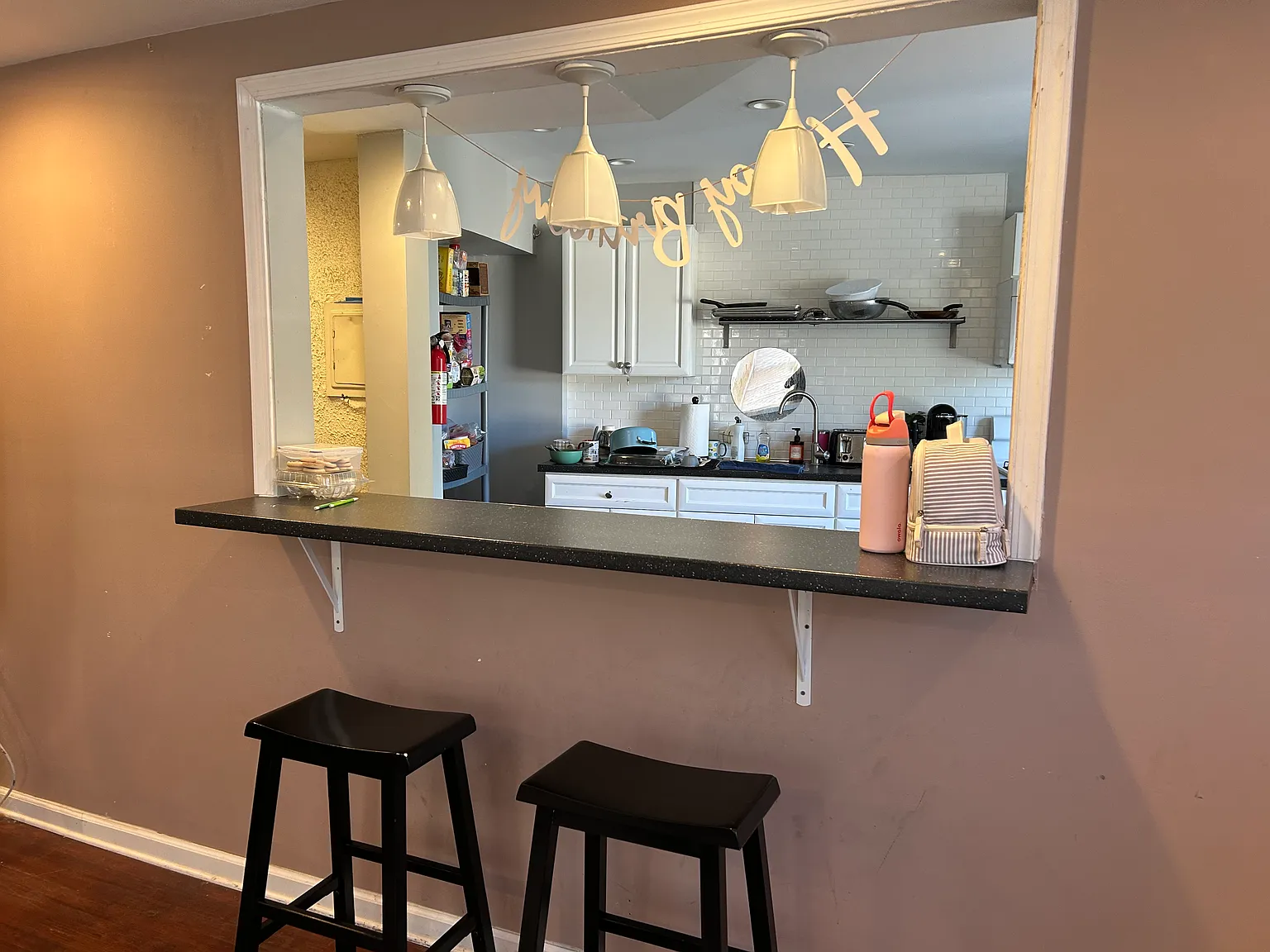 3 bed, 2038 sqft, $2,100 — Photo 3