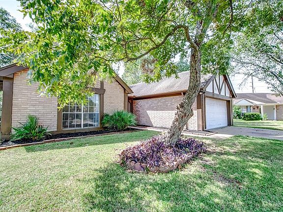 5th image of 21455 Park Orchard Dr