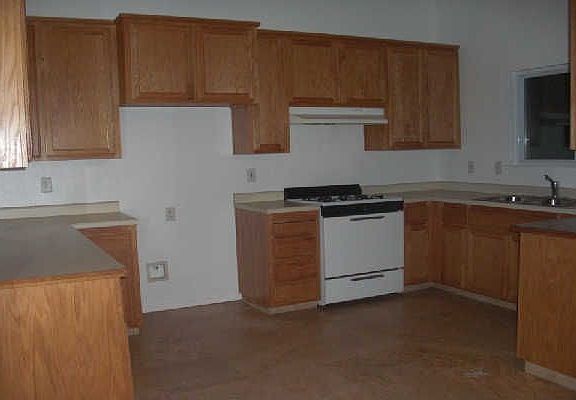 2nd image of 2074 Varbella Park Unit 00