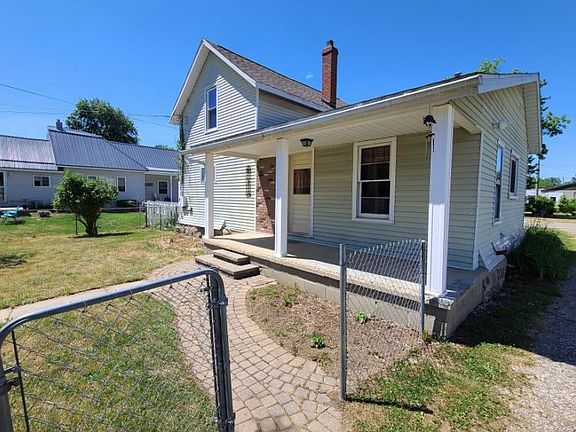 3rd image of 4221 Vine St