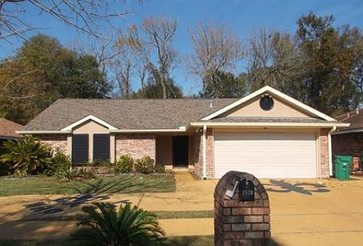 1st image of 2529 Long Branch Dr