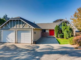 7046 NE 153rd Pl, Kenmore, WA 98028