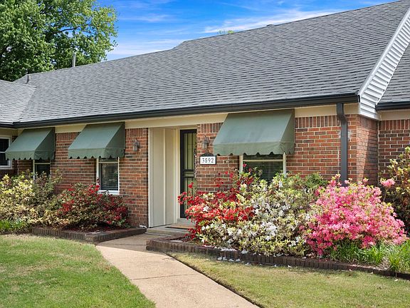2nd image of 3592 Marietta Blvd